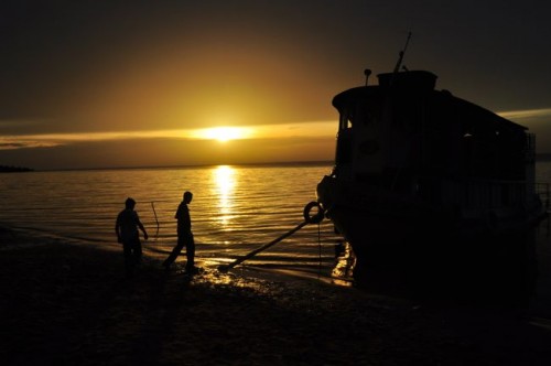 Several leaders arrived via boats