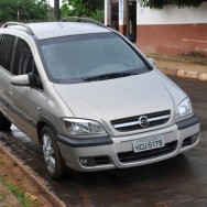 Our new (to us) GM Zafira — half mini-van, half car, totally awesome.